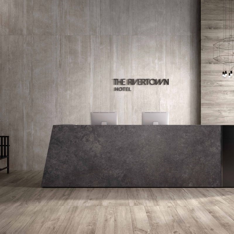 Gạch 80x80 là sự lựa chọn hoàn hảo để tôn lên vẻ đẹp hoành tráng của những không gian rộng lớn như phòng khách hay đại sảnh