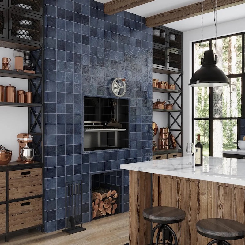 Gạch Mosaic màu xanh nước biển làm nổi bật vẻ đẹp của không gian nhà bếp (Nguồn: Sưu tầm)