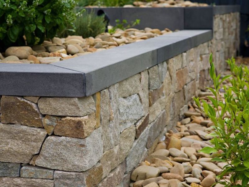 Đá Granite chẻ tay ốp tường