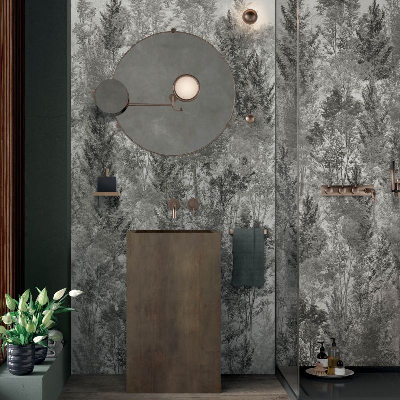 Gạch trang trí họa tiết cây cỏ ấn tượng ở không gian toilet