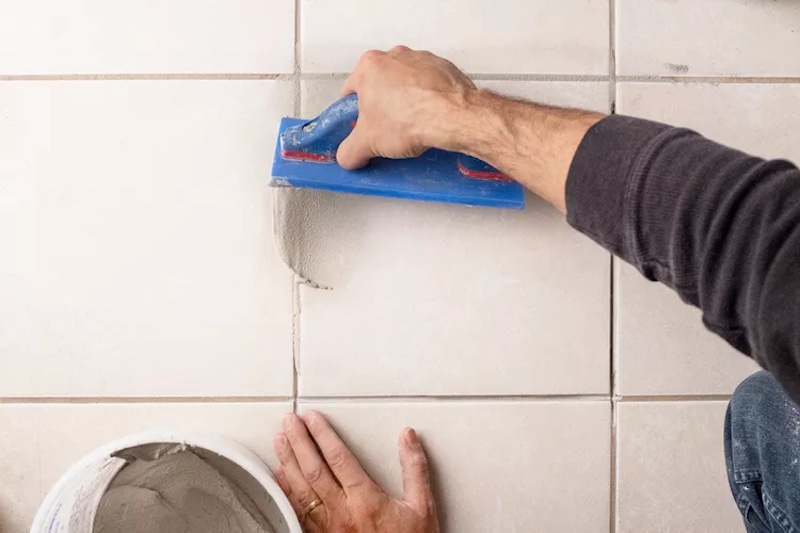 Cách chít mạch gạch bằng xi măng trắng chuẩn xác (Nguồn: Sưu tầm)