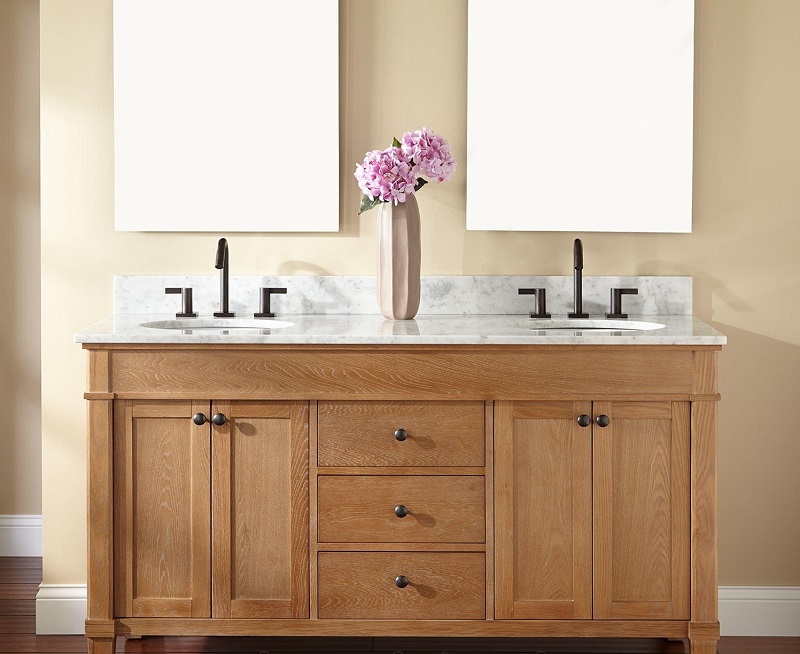 Phòng tắm thường là nơi có độ ẩm cao, chính vì vậy chất liệu của tủ lavabo phòng tắm cần có khả năng chống ẩm tốt (Nguồn: Sưu tầm)